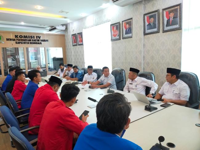 Mahasiswa Cipayung Plus Audiensi Bersama Komisi IV DPRD Bengkalis Bahas Keberlanjutan Beasiswa Daera
