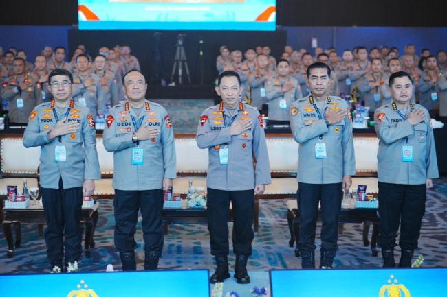Beri Arahan di Rapim Polri, Kapolri Tegaskan Dukung-Kawal Penuh Program Pemerintah