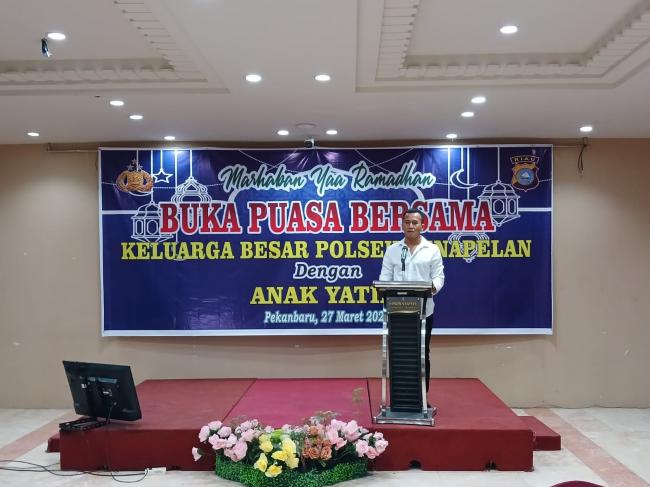 Polsek Senapelan Gelar Acara Buka Bersama Dan Berikan Santunan Kepada Anak Yatim