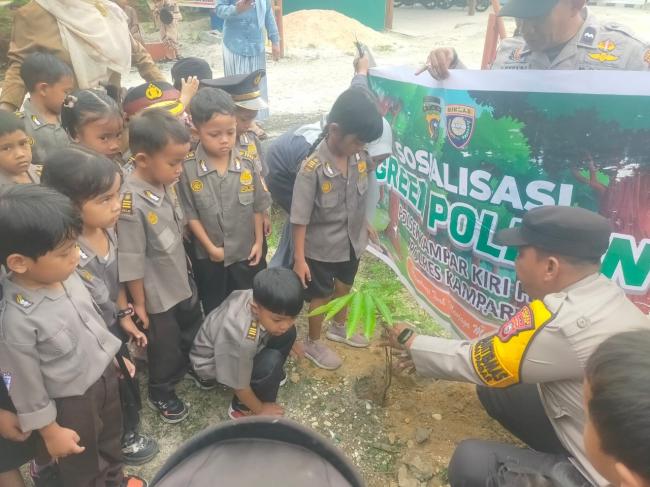 Polisi Cilik TK Mutiara Tanamkan Green Policing di Kampar Kiri Hilir!