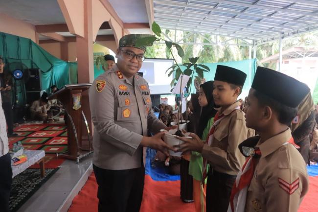 Polres Kampar, PHR, dan Sekolah Bersatu Gelorakan Green Policing!