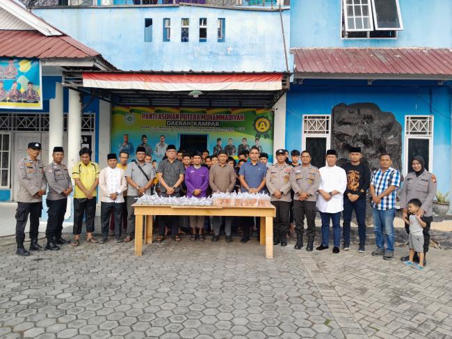 Ramadhan Penuh Berkah, Polres Kampar Hadirkan Senyum di Panti Asuhan Putra Muhammadiyah!