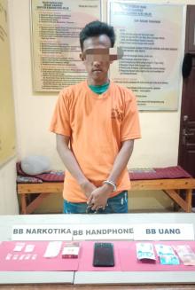 Polsek Kampar Kiri Hilir Tangkap Narkoba di Desa Simalinyang